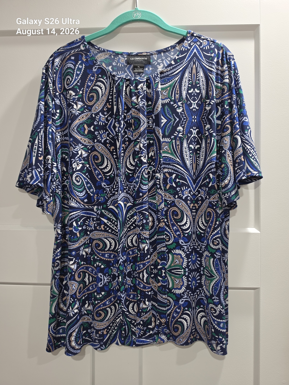 Liz Claiborne Navy Paisley Short-Sleeve Tee with Green and White Accents